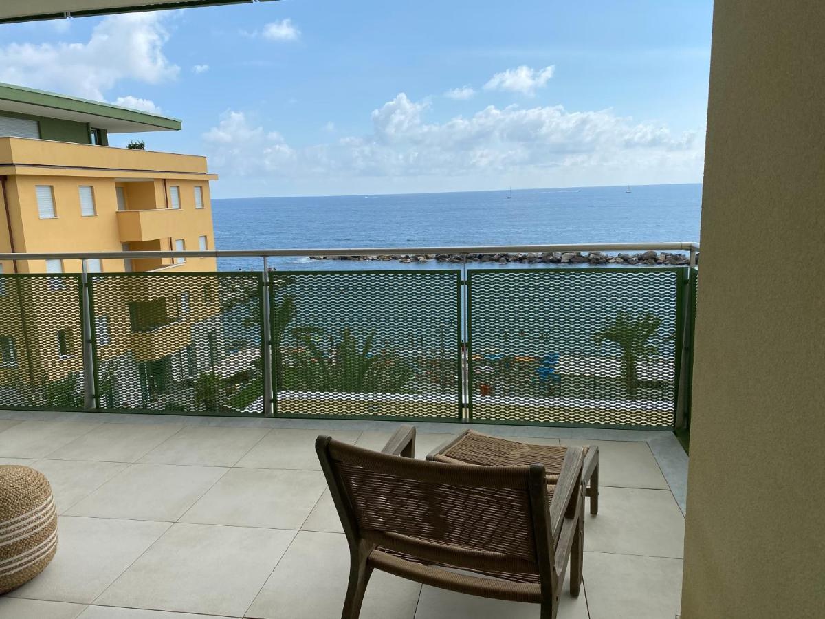 Gli Scogli Luxury Residence Hotel Chiavari Exterior photo