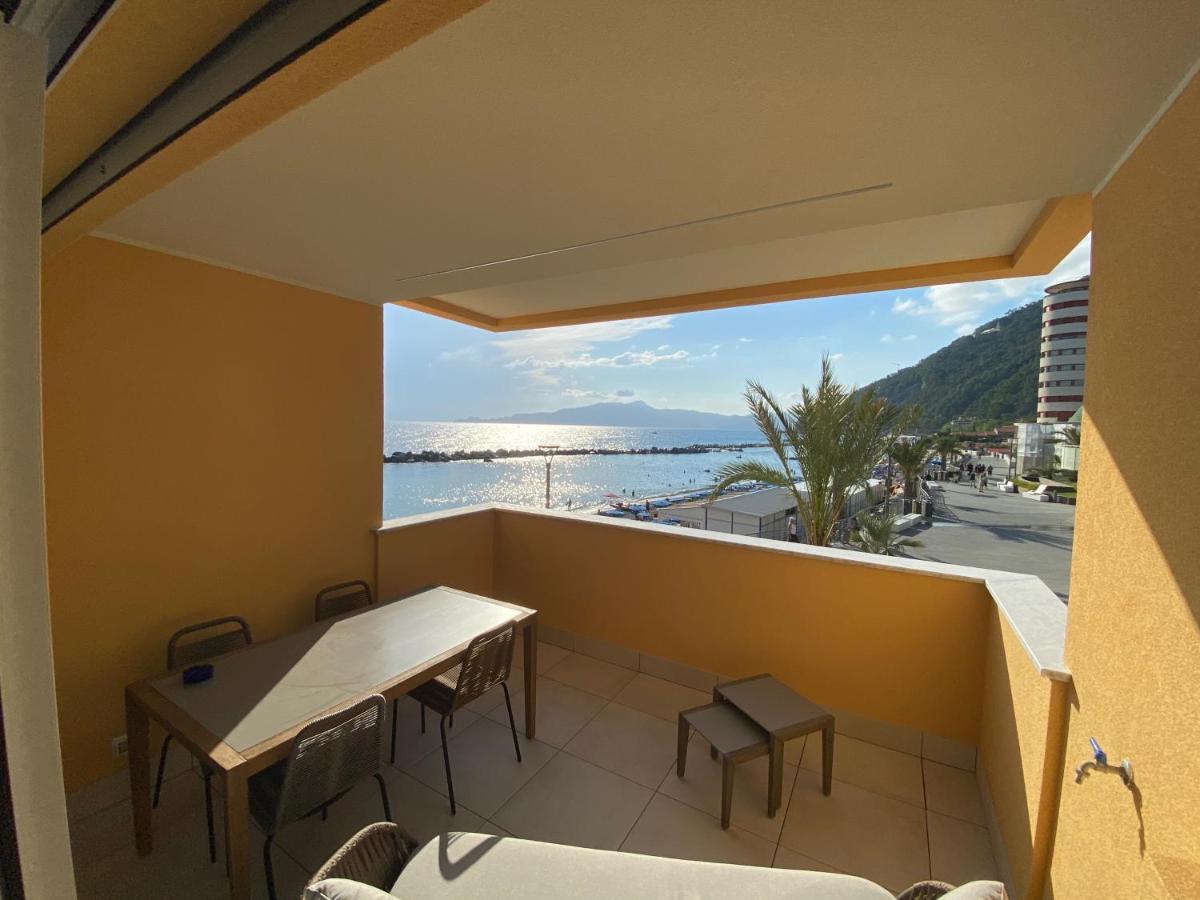 Gli Scogli Luxury Residence Hotel Chiavari Exterior photo