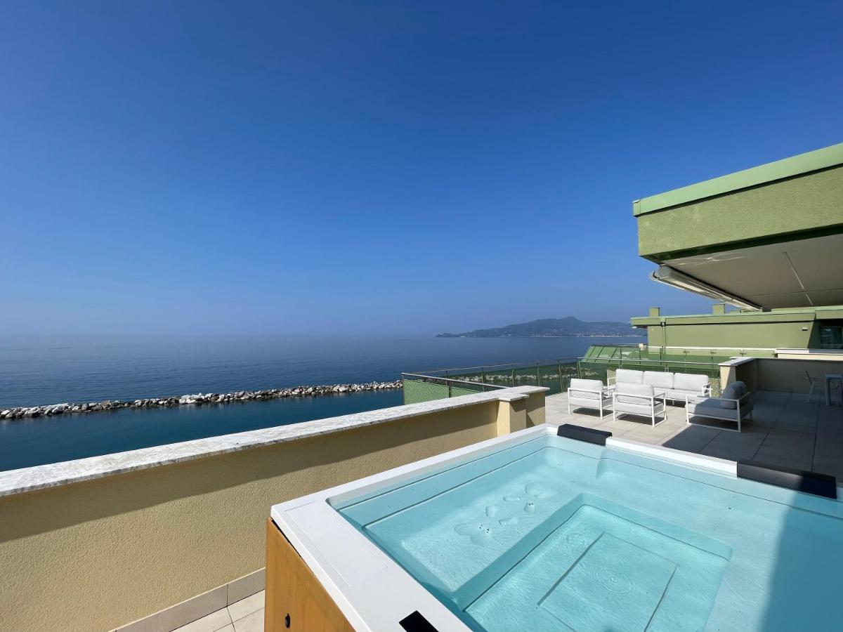 Gli Scogli Luxury Residence Hotel Chiavari Exterior photo